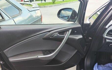 Opel Astra J, 2013 год, 980 000 рублей, 13 фотография