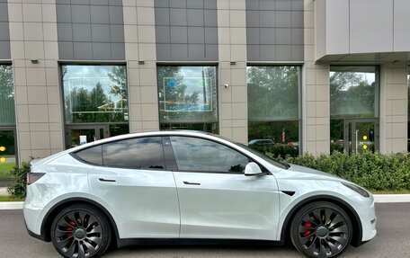 Tesla Model Y I, 2020 год, 3 490 000 рублей, 4 фотография