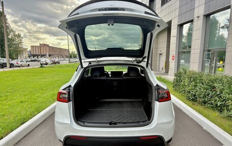 Tesla Model Y I, 2020 год, 3 490 000 рублей, 10 фотография