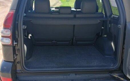 Toyota Land Cruiser Prado 120 рестайлинг, 2008 год, 3 100 000 рублей, 3 фотография