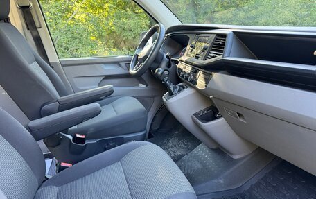 Volkswagen Transporter T6 рестайлинг, 2021 год, 3 500 000 рублей, 12 фотография