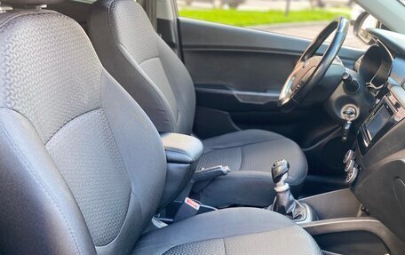 KIA Rio III рестайлинг, 2015 год, 1 045 000 рублей, 16 фотография