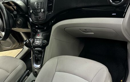 Chevrolet Orlando I, 2013 год, 999 999 рублей, 9 фотография