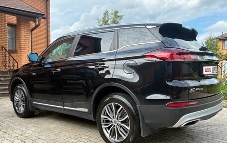 Geely Atlas, 2023 год, 2 500 000 рублей, 5 фотография