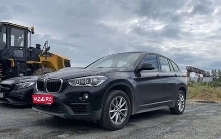 BMW X1, 2018 год, 2 400 000 рублей, 2 фотография