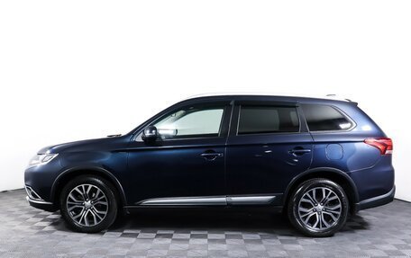 Mitsubishi Outlander III рестайлинг 3, 2018 год, 2 089 000 рублей, 8 фотография