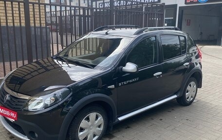 Renault Sandero I, 2012 год, 680 000 рублей, 2 фотография
