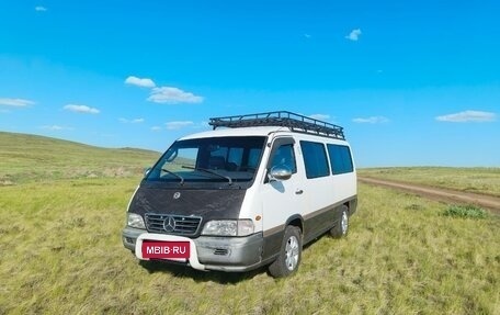 SsangYong Istana, 2003 год, 650 000 рублей, 5 фотография