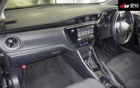 Toyota Auris II, 2017 год, 1 100 000 рублей, 6 фотография