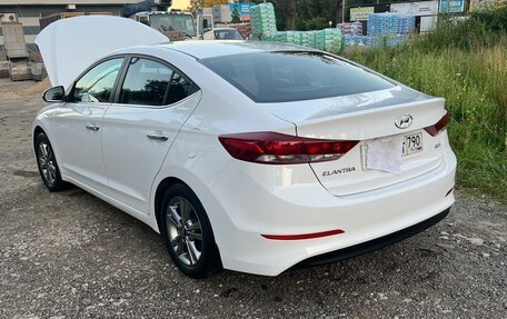 Hyundai Elantra VI рестайлинг, 2017 год, 1 700 000 рублей, 4 фотография