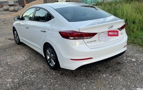 Hyundai Elantra VI рестайлинг, 2017 год, 1 700 000 рублей, 6 фотография