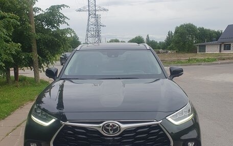 Toyota Highlander, 2025 год, 5 600 000 рублей, 5 фотография
