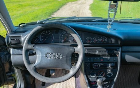 Audi A6, 1995 год, 599 000 рублей, 10 фотография