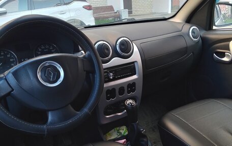 Renault Sandero II рестайлинг, 2014 год, 700 000 рублей, 8 фотография