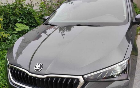 Skoda Rapid II, 2021 год, 1 850 000 рублей, 2 фотография