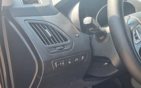 Hyundai ix35 I рестайлинг, 2013 год, 1 330 000 рублей, 15 фотография