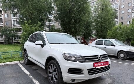 Volkswagen Touareg III, 2013 год, 1 900 000 рублей, 2 фотография