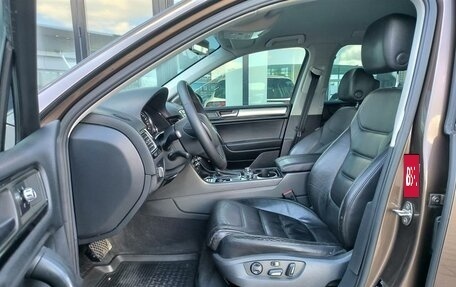 Volkswagen Touareg III, 2010 год, 1 490 000 рублей, 25 фотография