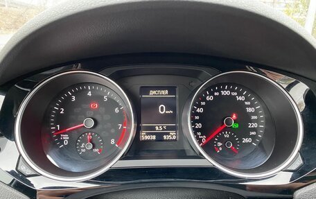 Volkswagen Jetta VI, 2017 год, 1 900 000 рублей, 12 фотография