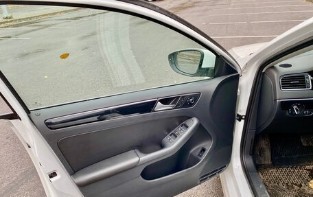 Volkswagen Jetta VI, 2017 год, 1 900 000 рублей, 10 фотография