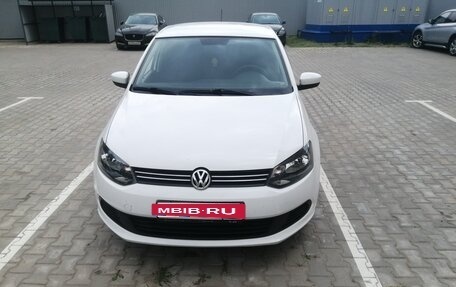 Volkswagen Polo VI (EU Market), 2013 год, 850 000 рублей, 4 фотография