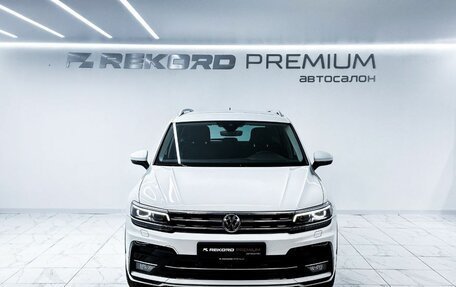 Volkswagen Tiguan II, 2019 год, 2 850 000 рублей, 4 фотография