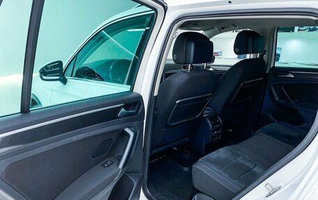 Volkswagen Tiguan II, 2019 год, 2 850 000 рублей, 22 фотография