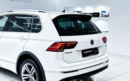Volkswagen Tiguan II, 2019 год, 2 850 000 рублей, 28 фотография