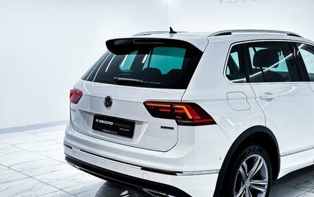 Volkswagen Tiguan II, 2019 год, 2 850 000 рублей, 32 фотография