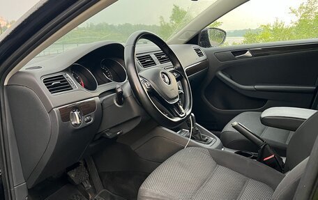 Volkswagen Jetta VI, 2016 год, 1 470 000 рублей, 5 фотография