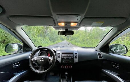 Mitsubishi Outlander III рестайлинг 3, 2008 год, 1 330 000 рублей, 16 фотография