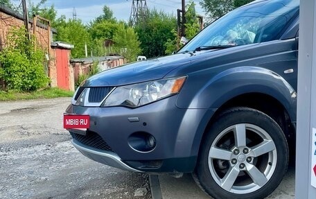 Mitsubishi Outlander III рестайлинг 3, 2008 год, 1 330 000 рублей, 13 фотография