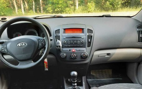 KIA cee'd I рестайлинг, 2007 год, 410 000 рублей, 17 фотография