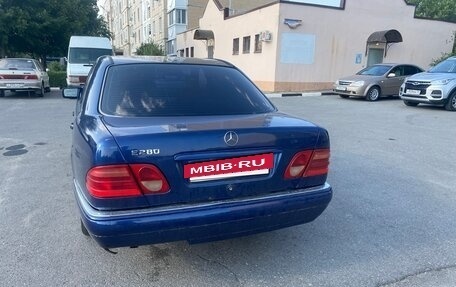 Mercedes-Benz E-Класс, 1997 год, 230 000 рублей, 4 фотография