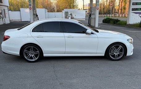 Mercedes-Benz E-Класс, 2017 год, 3 300 000 рублей, 3 фотография
