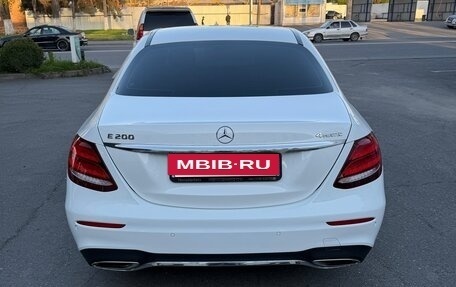 Mercedes-Benz E-Класс, 2017 год, 3 300 000 рублей, 2 фотография