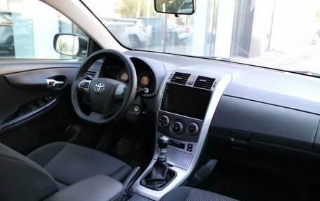 Toyota Corolla, 2011 год, 950 000 рублей, 9 фотография