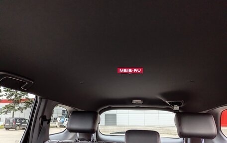 Mitsubishi Outlander III рестайлинг 3, 2021 год, 2 950 000 рублей, 10 фотография