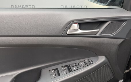 Hyundai Tucson III, 2018 год, 1 995 000 рублей, 10 фотография