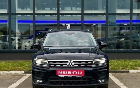Volkswagen Tiguan II, 2020 год, 2 849 000 рублей, 2 фотография