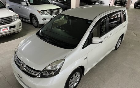 Toyota ISis I, 2014 год, 1 550 000 рублей, 10 фотография