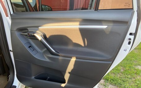 Toyota Verso I, 2014 год, 1 700 000 рублей, 9 фотография