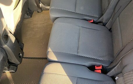 Toyota Verso I, 2014 год, 1 700 000 рублей, 16 фотография