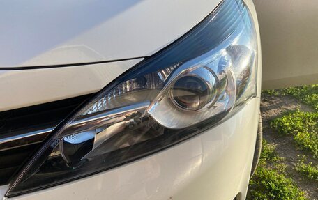 Toyota Verso I, 2014 год, 1 700 000 рублей, 11 фотография