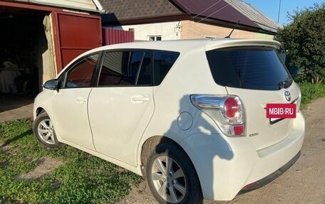 Toyota Verso I, 2014 год, 1 700 000 рублей, 32 фотография