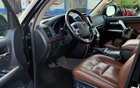 Toyota Land Cruiser 200, 2014 год, 5 200 000 рублей, 7 фотография