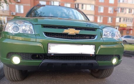 Chevrolet Niva I рестайлинг, 2016 год, 749 000 рублей, 2 фотография