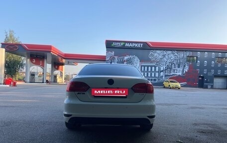 Volkswagen Jetta VI, 2013 год, 1 160 000 рублей, 6 фотография