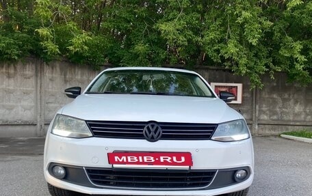 Volkswagen Jetta VI, 2013 год, 1 160 000 рублей, 14 фотография