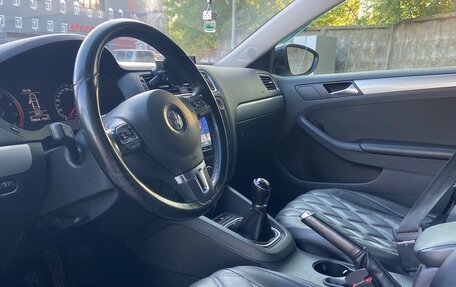 Volkswagen Jetta VI, 2013 год, 1 160 000 рублей, 26 фотография